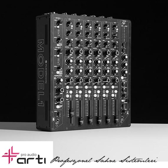 MODEL 1 DJ Mixer