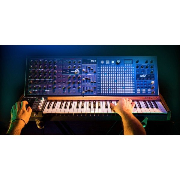MatrixBrute %100 Analog Modular Synth