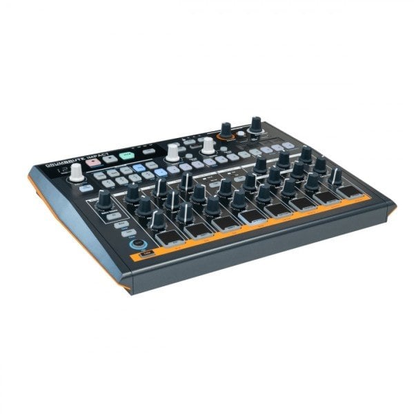 DrumBrute Impact %100 Analog Drum Machine