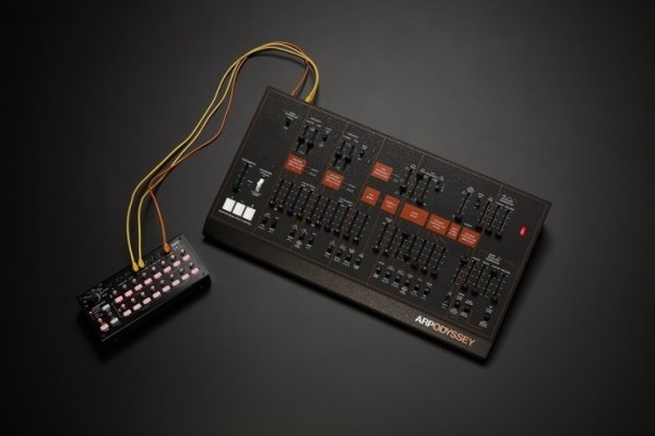 ARP ODYSSEY-M