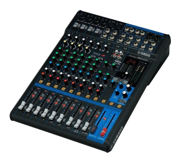 MG12XU 12 Kanal Anolog Mixer
