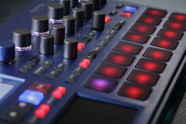 ELECTRIBE 2-BL