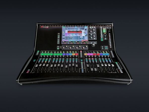dLive C2500 20 Fader Kontrol Yüzeyi