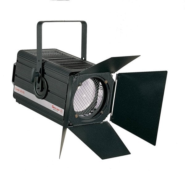COM25 PC 2500 Watt PC Spot