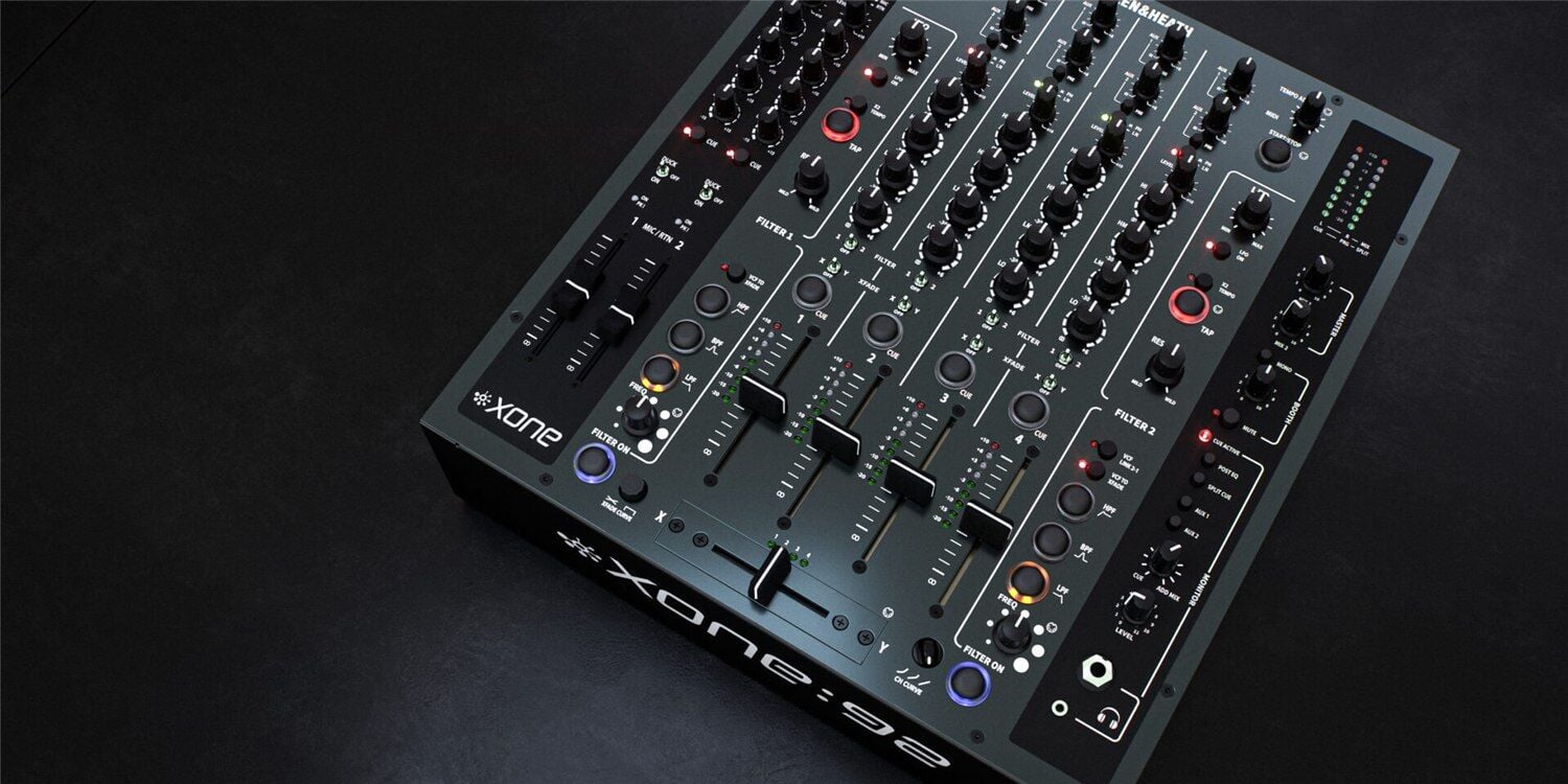 Xone:92 4+2 Kanal Analog DJ Mikseri