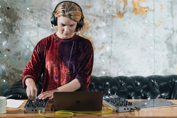 Xone:K3 MIDI Kontrolcü