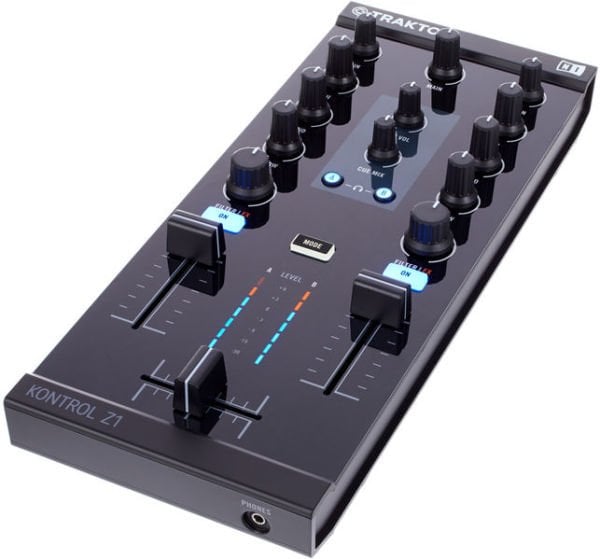 Traktor Kontrol Z1 Kontroller