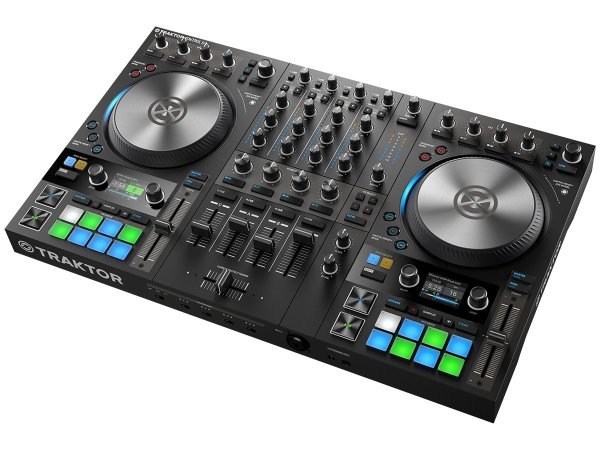 Traktor Kontrol S4 MK3 DJ Kontroller