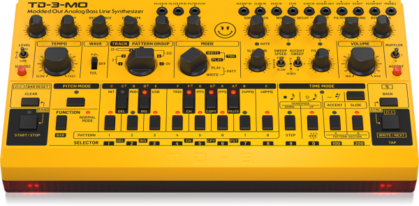 TD3 MO AM Anolog Bass Line Synthesizer
